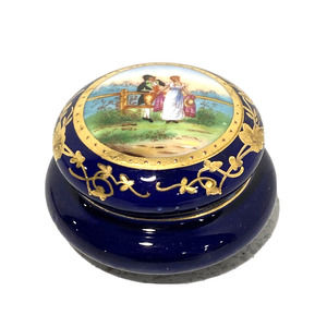 Vintage porcelain trinket box hand painted cobalt blue gold gilt courting scene